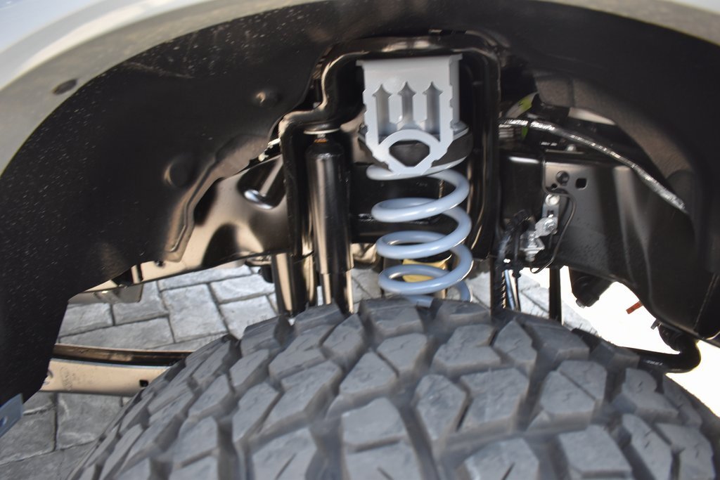 Used 2025 Ford F450 Lariat w/ FX4 Off-Road Package image 6