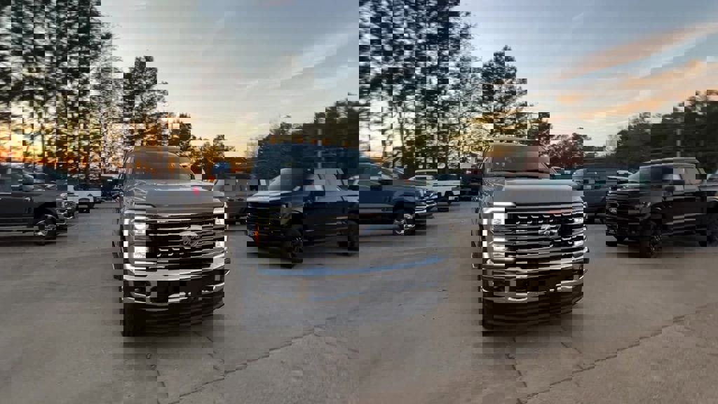 New 2026 Ford F250 Lariat w/ Lariat Premium Package image 9