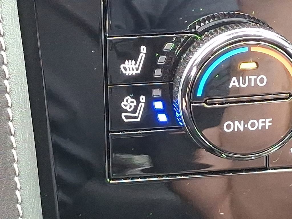 Used 2024 INFINITI QX80 Sensory image 27