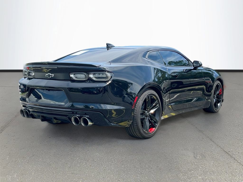 Used 2021 Chevrolet Camaro LT w/ Redline Edition RWD image 7