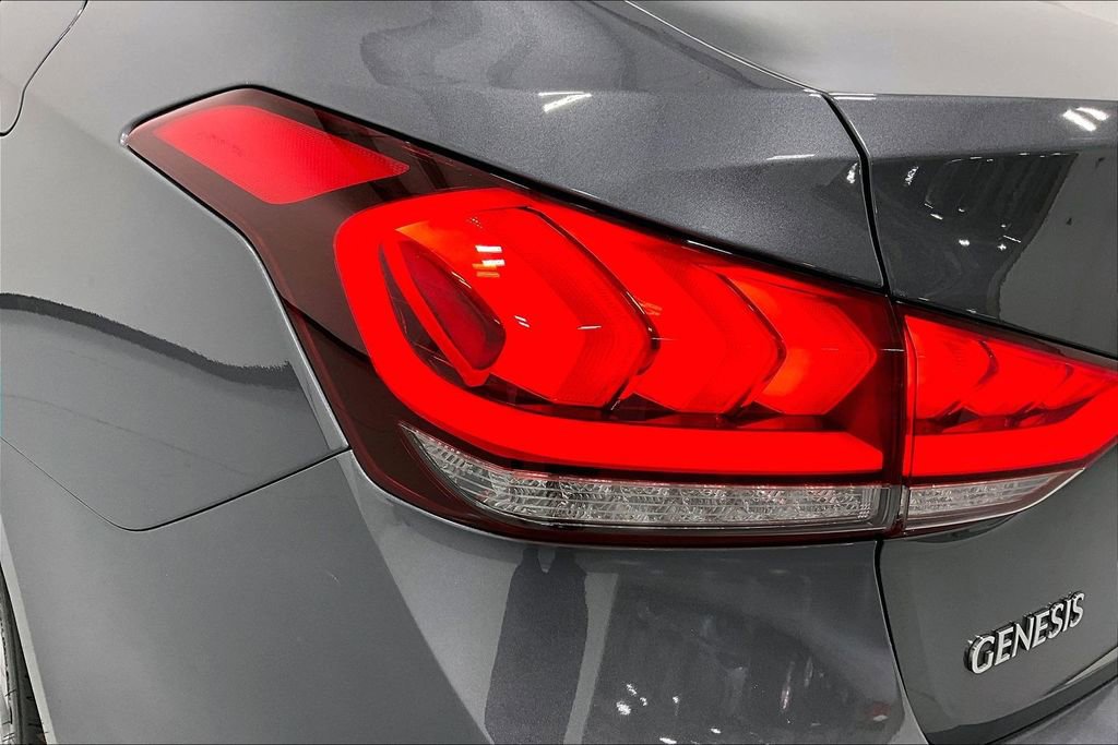 Used 2015 Hyundai Genesis 5.0 w/ Option Group 05 image 39