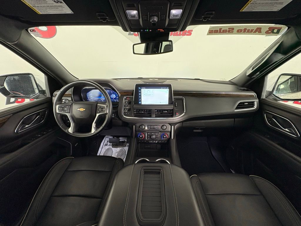 Used 2023 Chevrolet Suburban Premier image 43