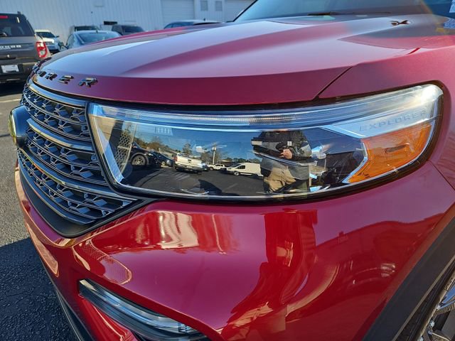 Used 2023 Ford Explorer XLT w/ Equipment Group 202A image 35