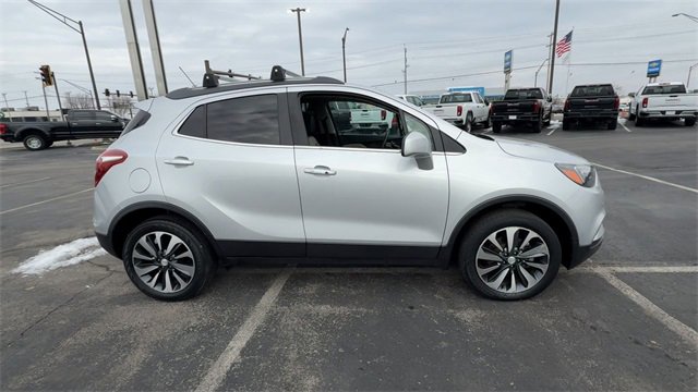 Used 2021 Buick Encore Preferred w/ Safety Package II image 9
