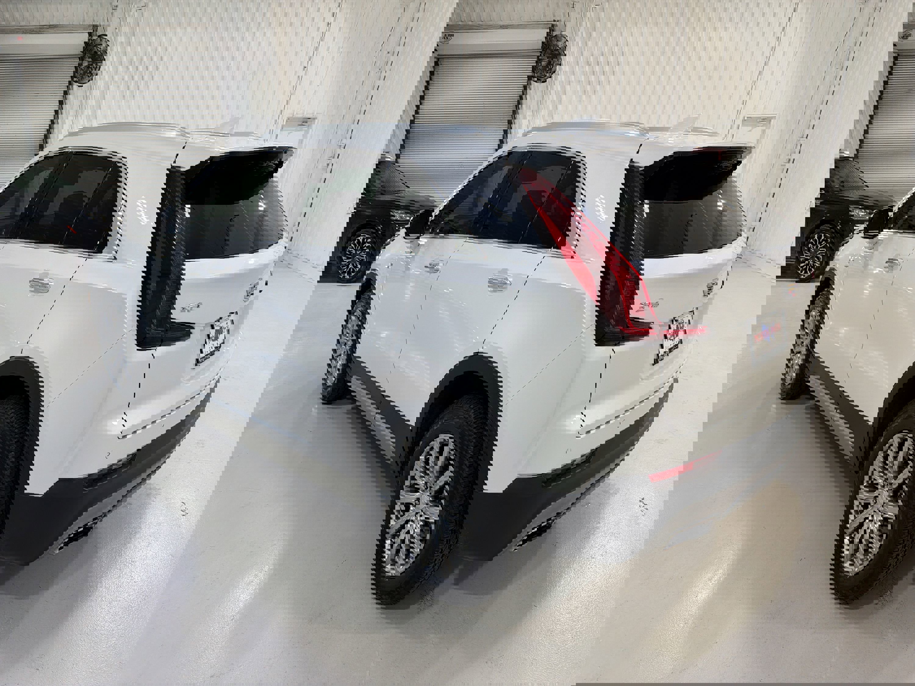 Used 2023 Cadillac XT4 Premium Luxury FWD image 25