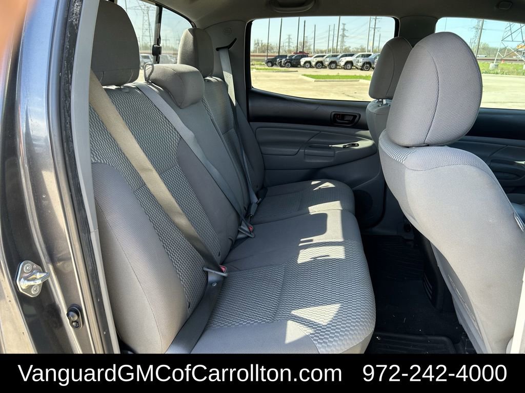 Used 2015 Toyota Tacoma PreRunner w/ SR5 Package image 30