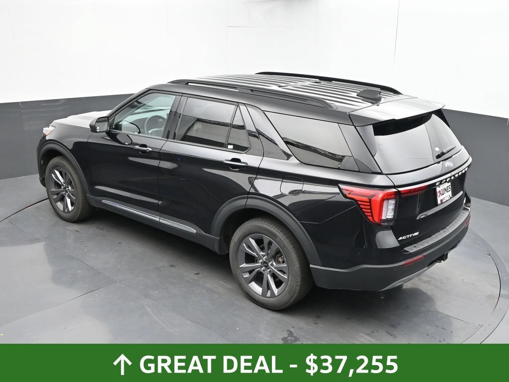 Used 2025 Ford Explorer Active w/ Active Comfort Package AWD/4WD image 41