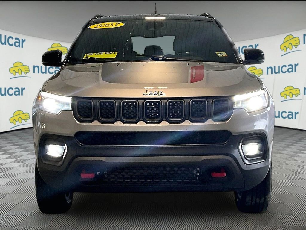 Used 2023 Jeep Compass Trailhawk w/ Trailhawk Elite Group image 2