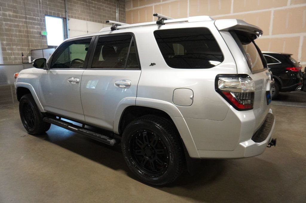 Used 2016 Toyota 4Runner SR5 Premium AWD/4WD image 3