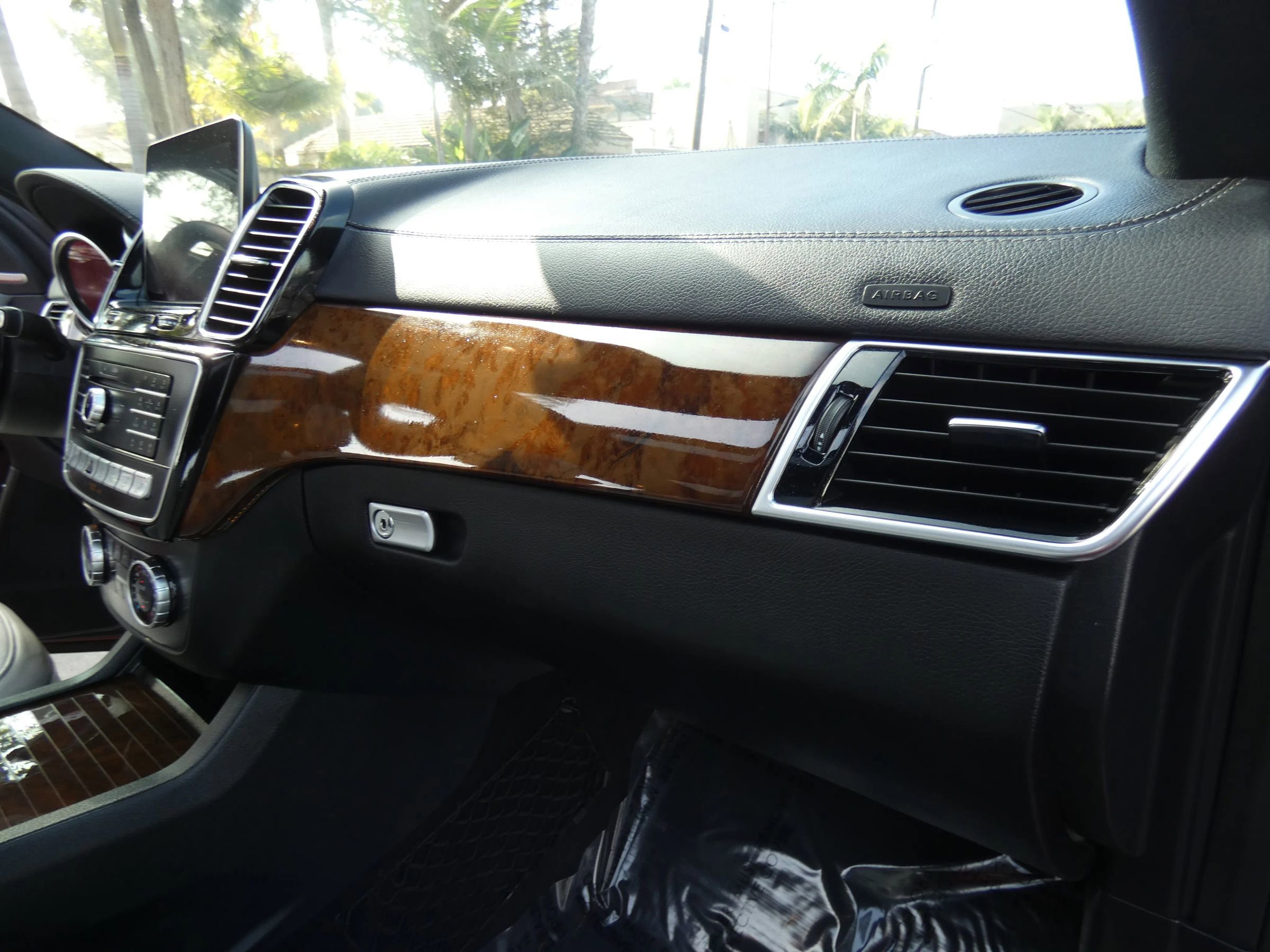 Used 2019 Mercedes-Benz GLS 550 4MATIC image 34