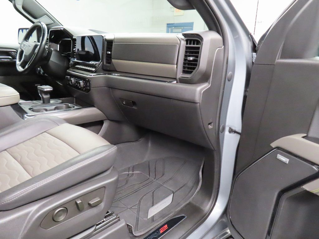 Used 2023 Chevrolet Silverado 1500 ZR2 w/ Technology Package image 35