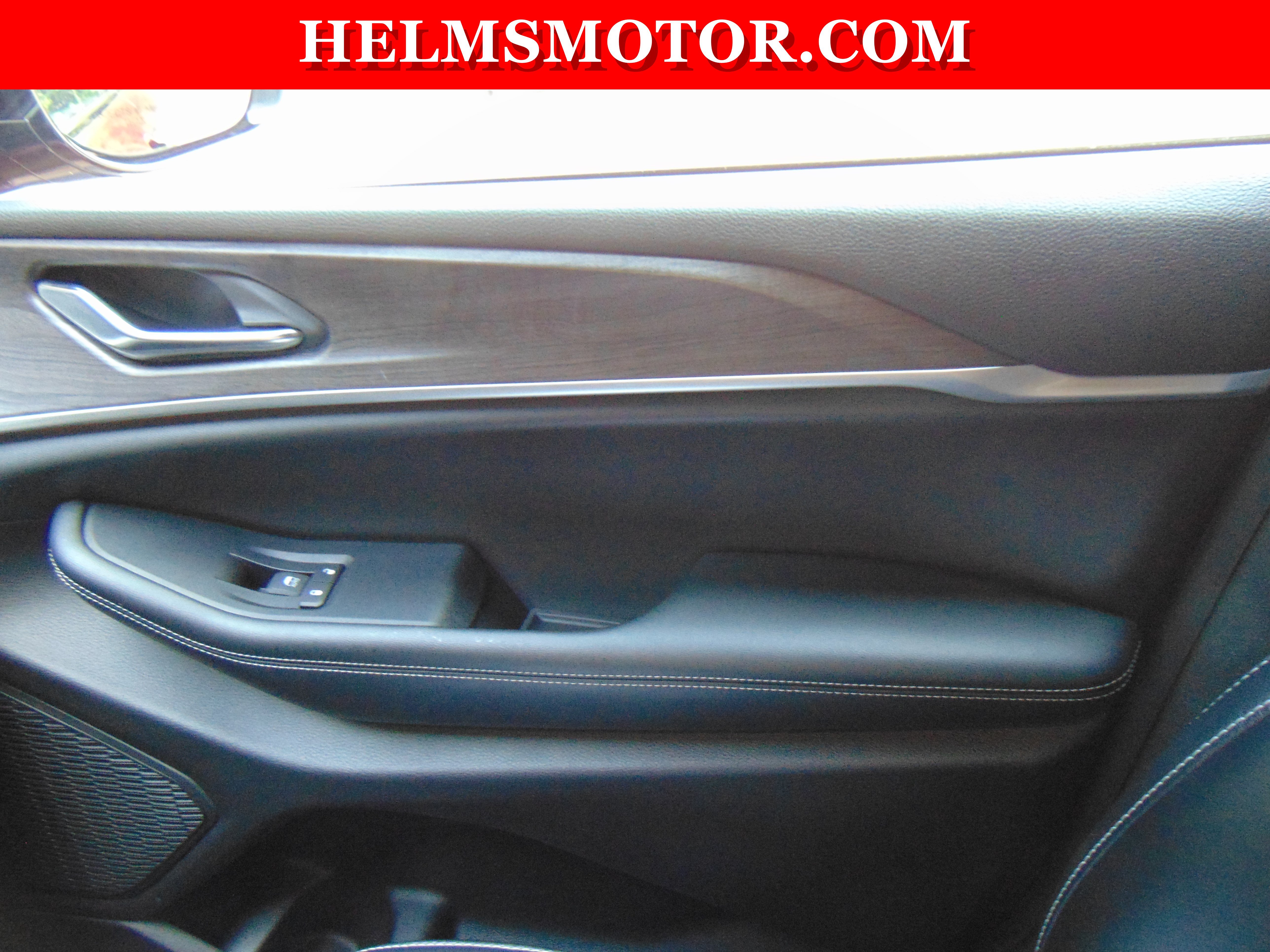 Used 2024 Jeep Grand Cherokee L Limited AWD/4WD image 32