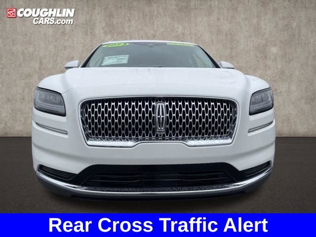 Used 2023 Lincoln Nautilus Standard w/ Premium Package image 8