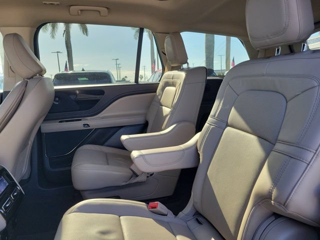 Certified 2024 Lincoln Aviator Reserve w/ Elements Package Plus RWD image 15