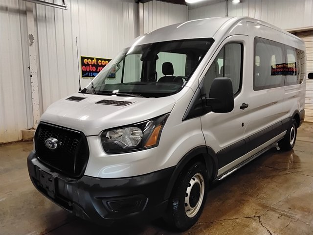 Used 2022 Ford Transit 350 XL image 4