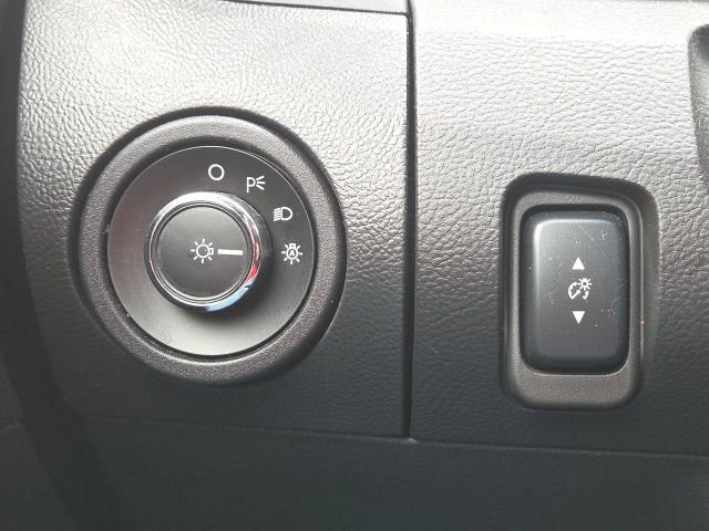 Used 2016 Ford Taurus SEL image 23