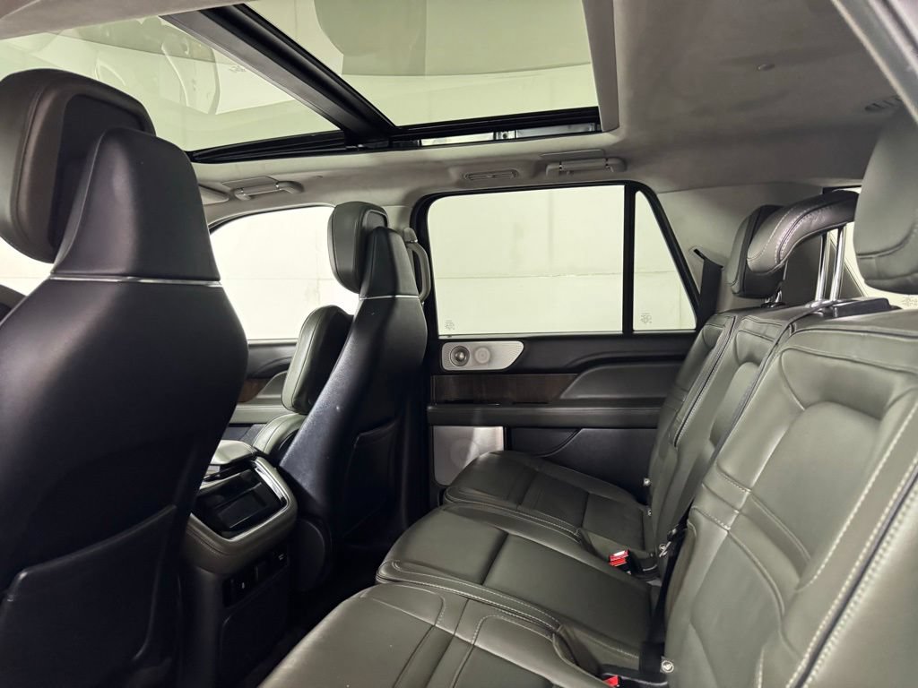 Certified 2022 Lincoln Navigator L Black Label AWD/4WD image 27