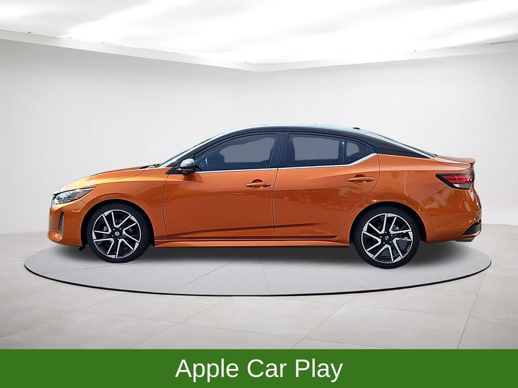 Used 2025 Nissan Sentra SR w/ SR Premium Package FWD image 4