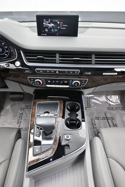 Used 2018 Audi Q7 3.0T Prestige AWD/4WD image 15