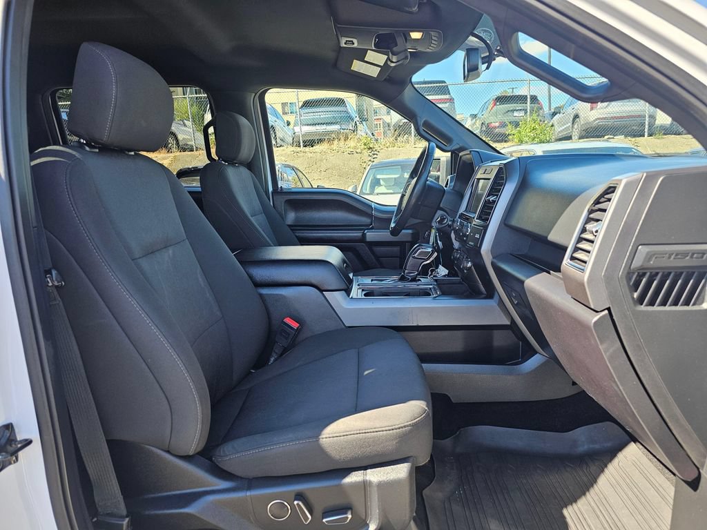 Used 2018 Ford F150 XLT w/ Equipment Group 302A Luxury AWD/4WD image 11