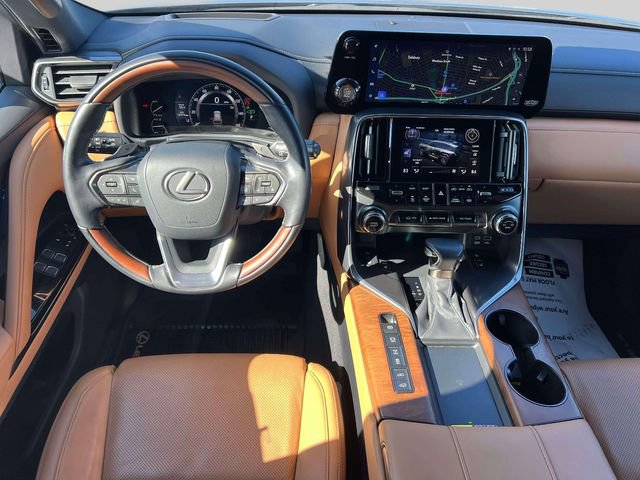 Used 2023 Lexus LX 600 4WD w/ Accessory Package (Z1) image 16