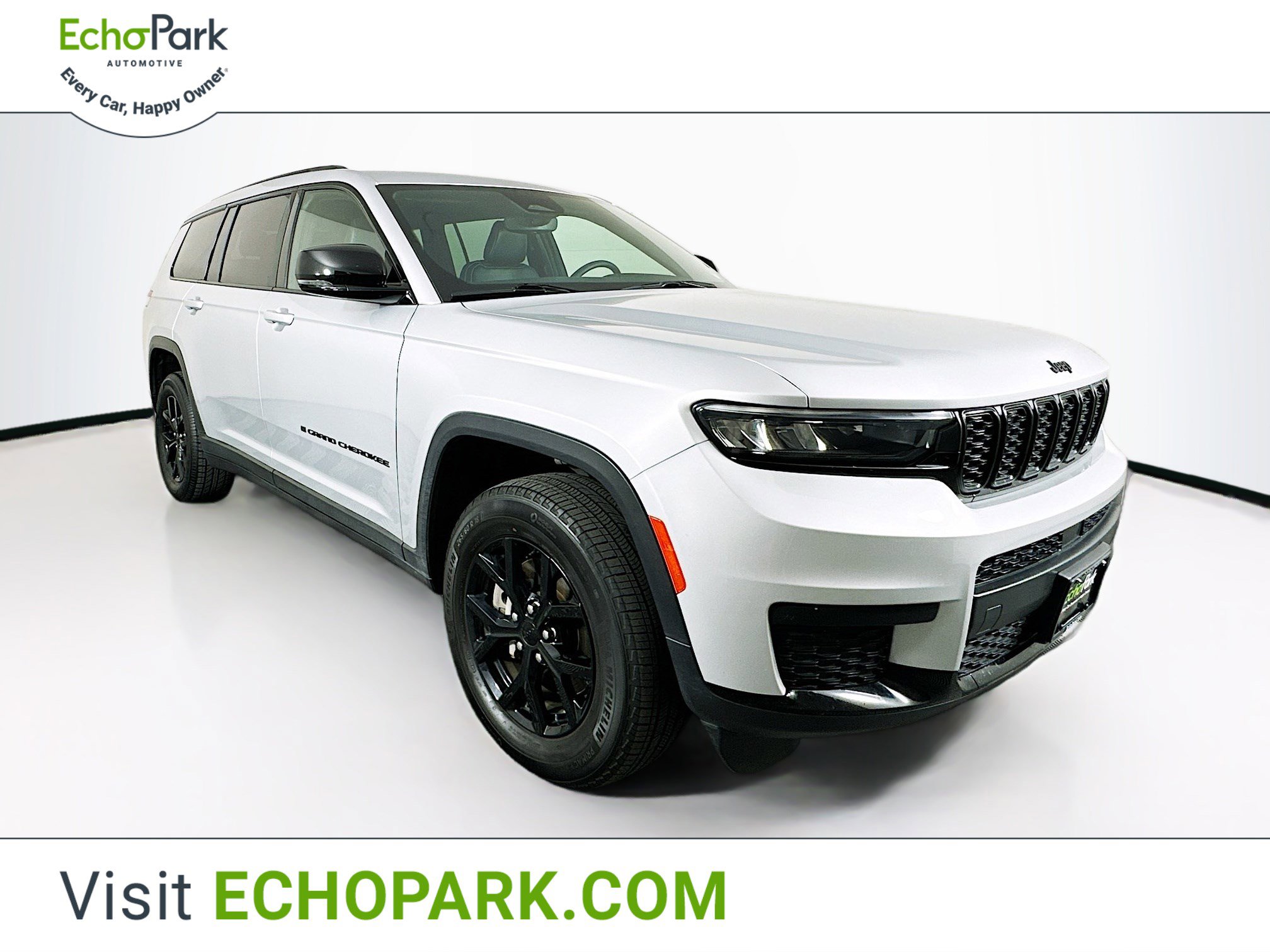 Used 2024 Jeep Grand Cherokee L Laredo image 1
