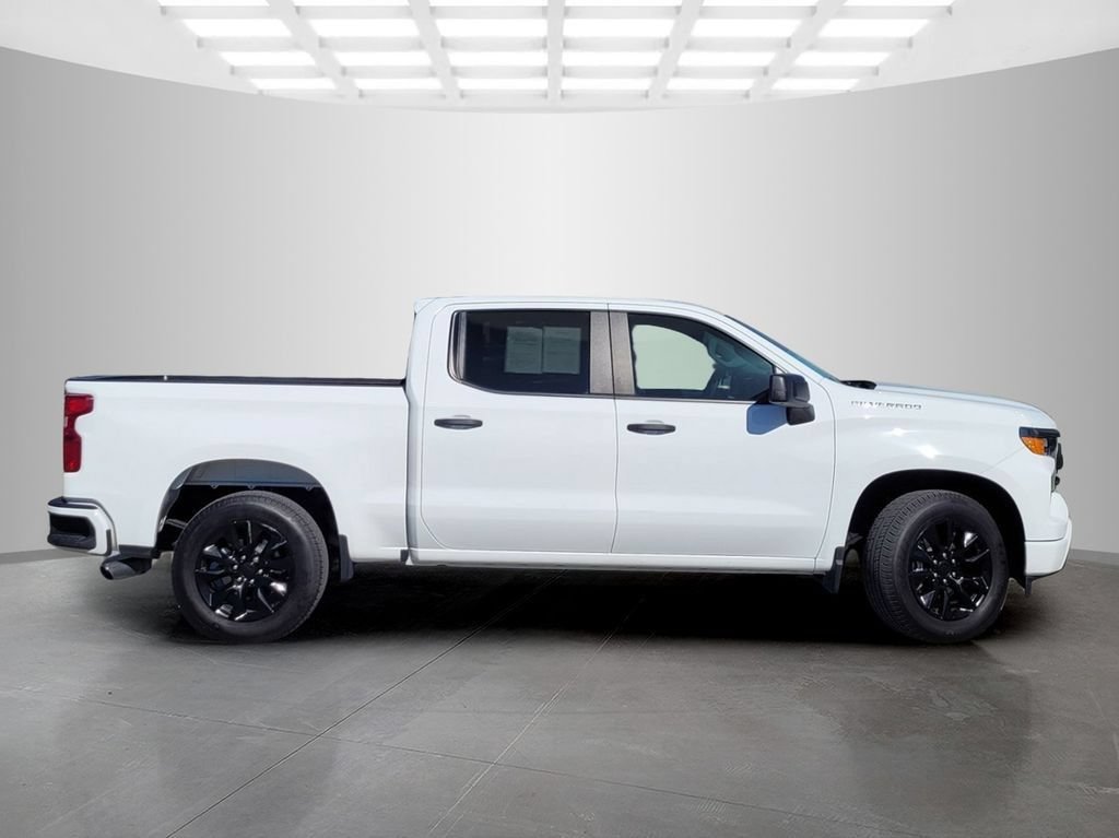 Used 2023 Chevrolet Silverado 1500 Custom RWD image 3
