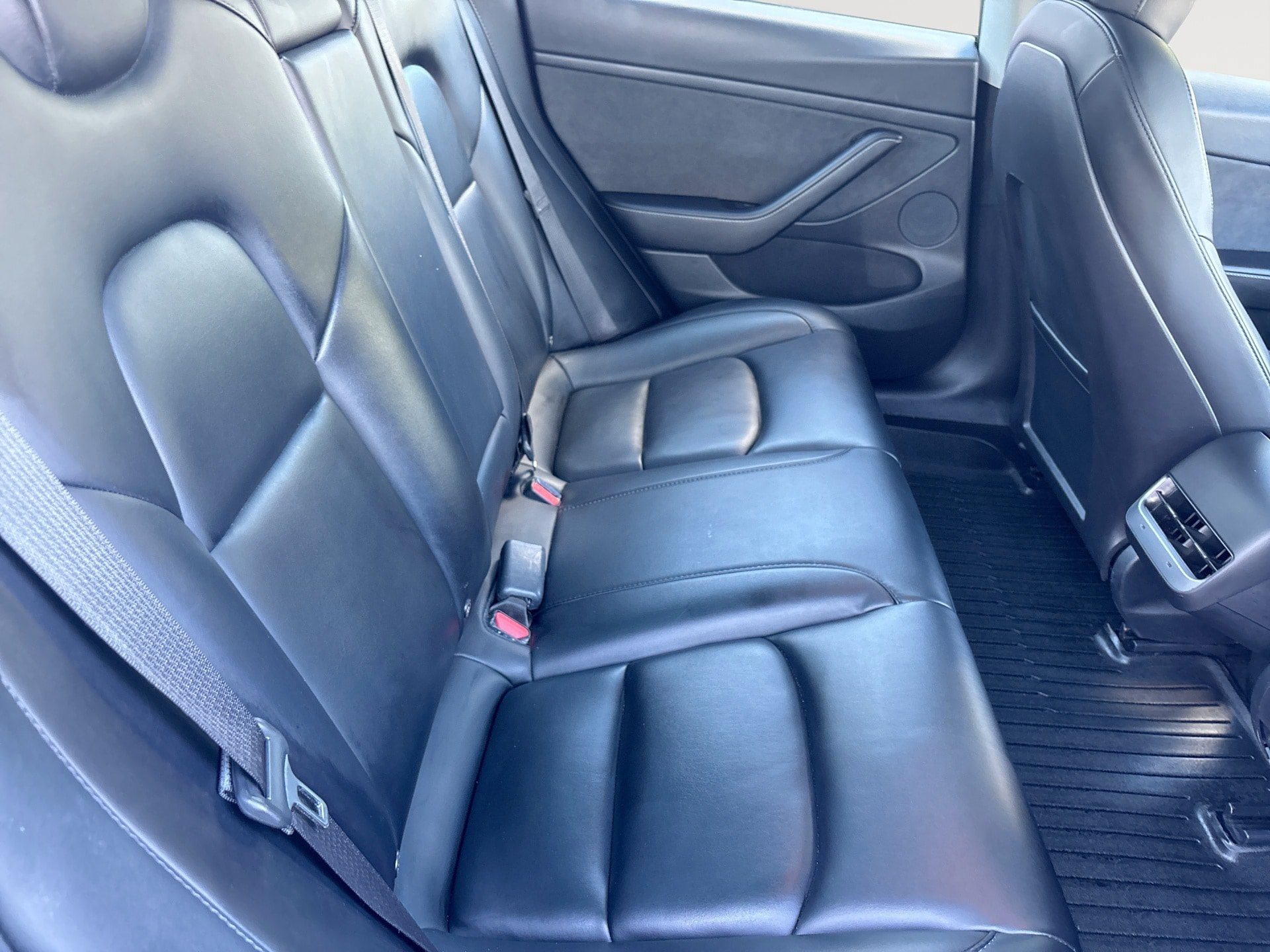 Used 2021 Tesla Model 3 Standard Range Plus RWD image 27
