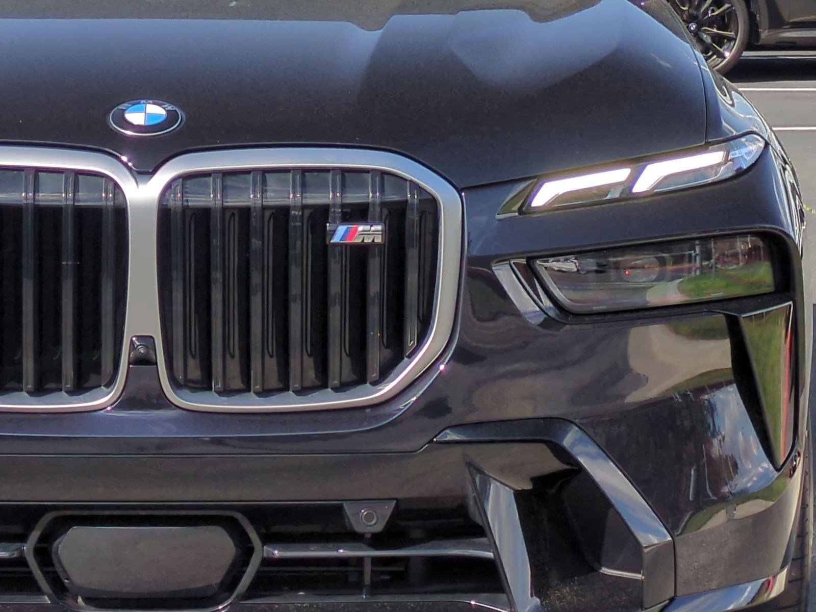 Used 2026 BMW X7 M60i AWD/4WD image 6