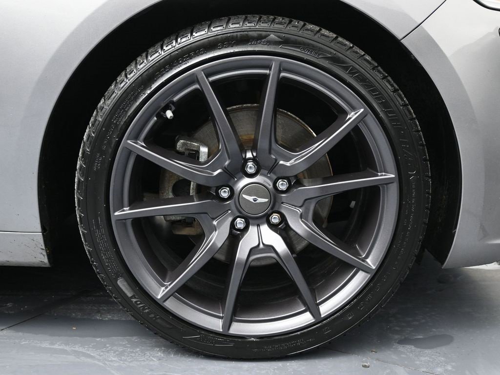 Used 2023 Genesis G70 2.0T image 14