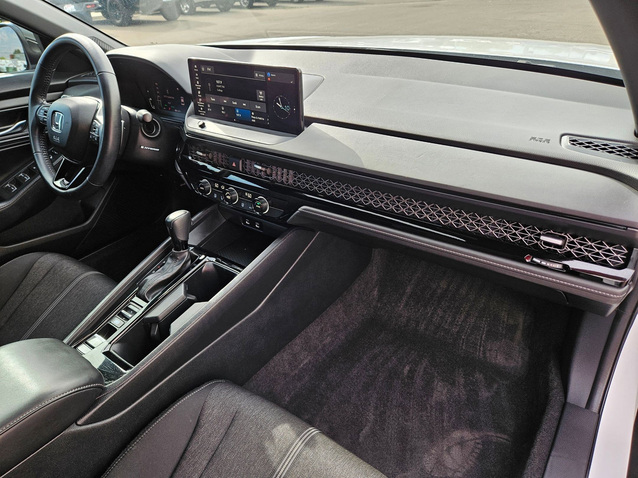 Used 2023 Honda Accord Sport image 35