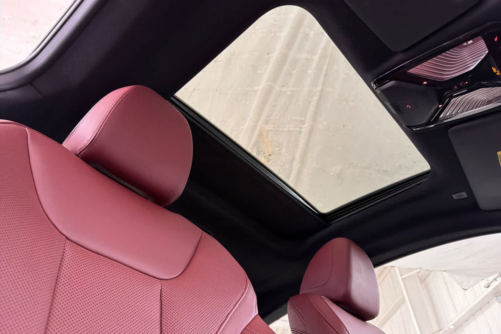 Used 2023 BMW 430i Coupe w/ Convenience Package RWD image 16