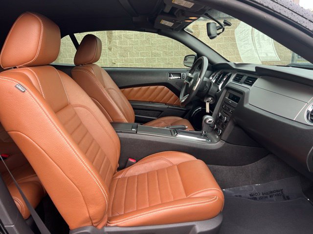 Used 2011 Ford Mustang GT Premium RWD image 12