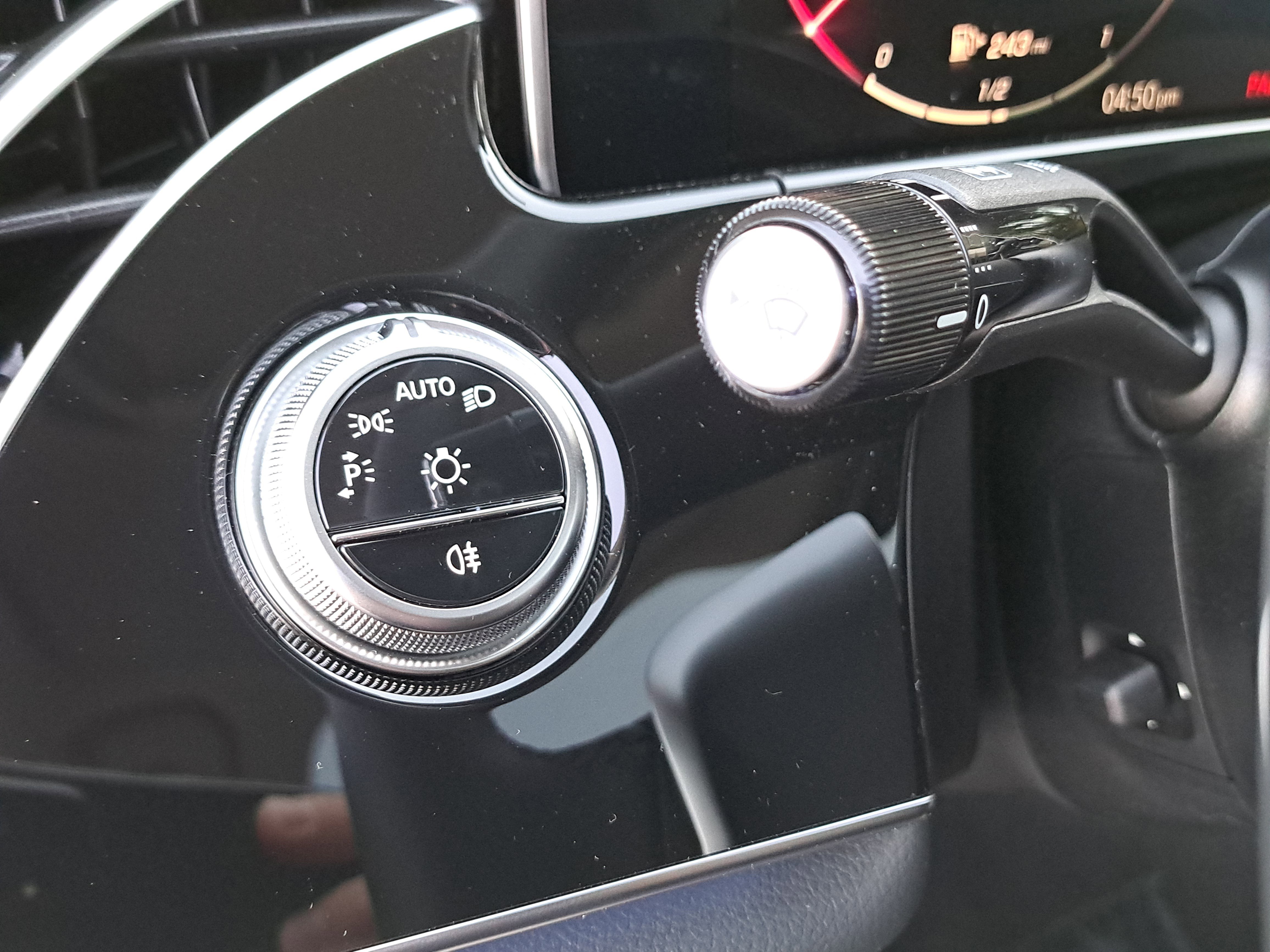 New 2026 Mercedes-Benz E 350 4MATIC Sedan image 27