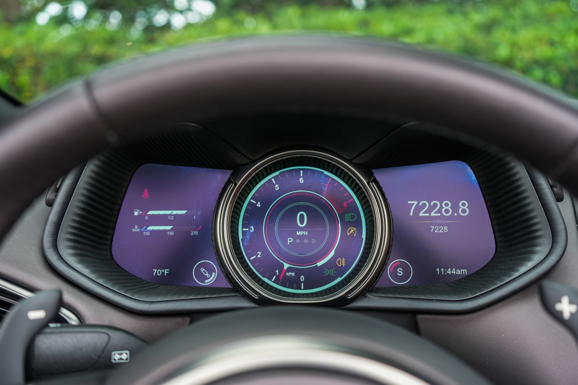 Used 2023 Aston Martin DB11 Volante RWD image 16