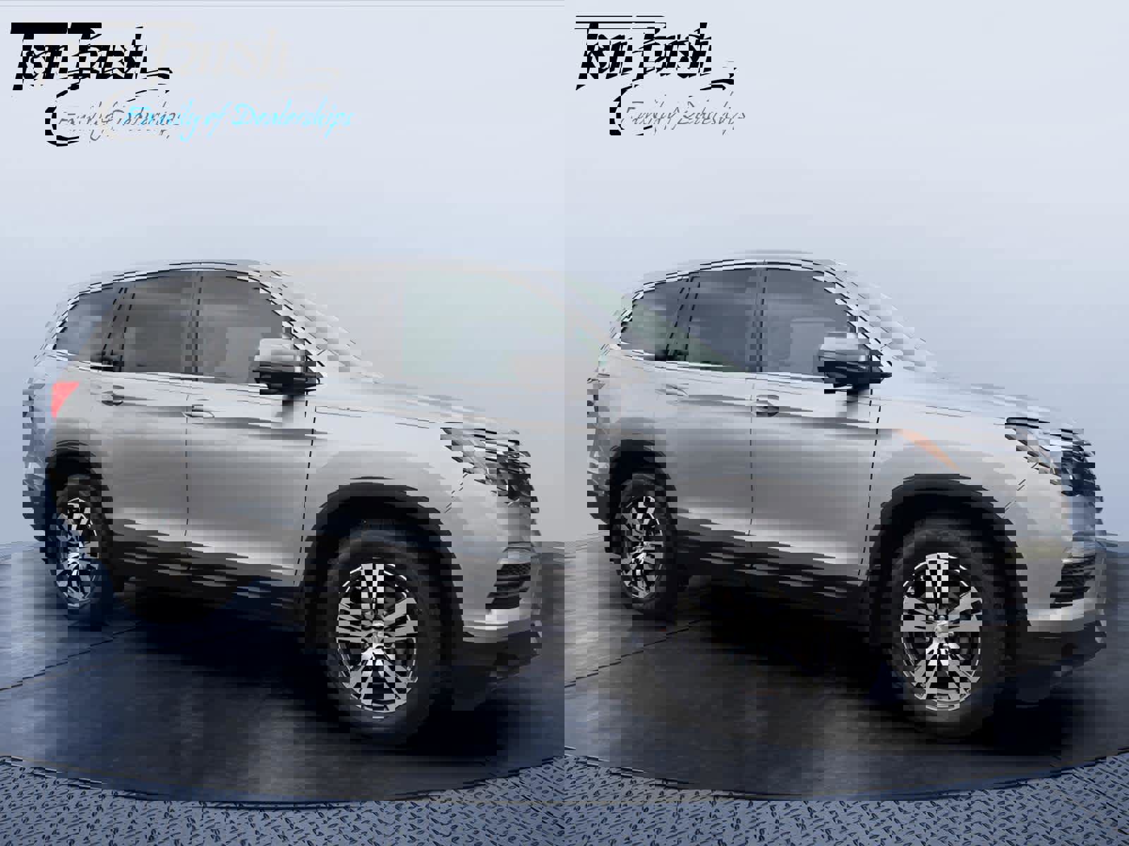 Used 2017 Honda Pilot EX image 1