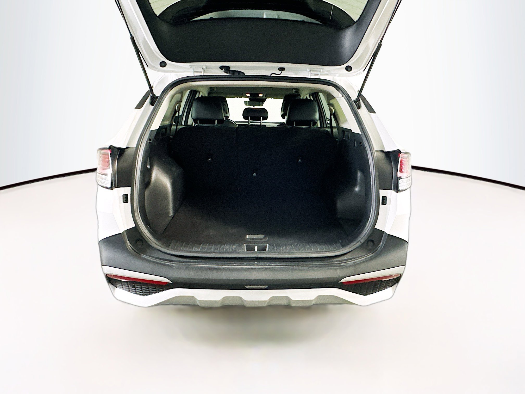 Used 2024 Kia Sportage EX image 30