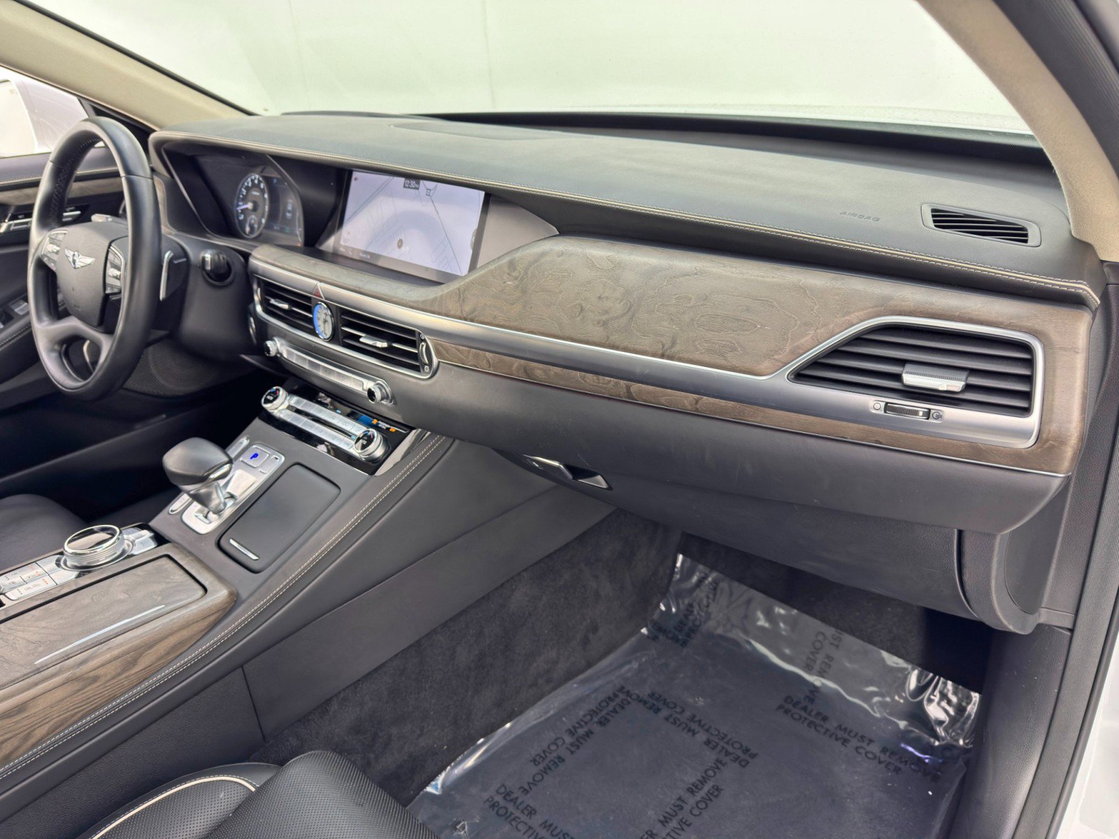 Used 2021 Genesis G90 5.0 Ultimate image 14