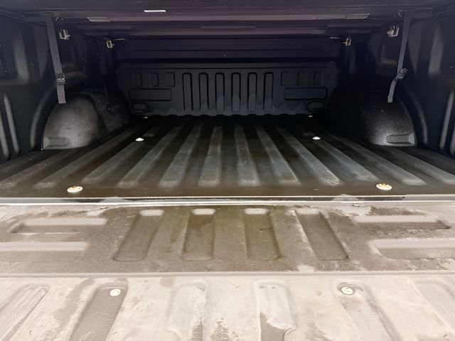 Used 2018 Ford F150 Lariat w/ Equipment Group 502A Luxury AWD/4WD image 15