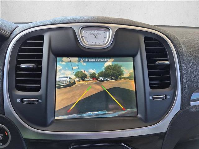 Used 2017 Chrysler 300 Limited RWD image 13
