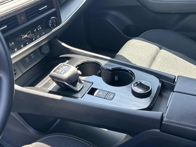 Certified 2024 Nissan Rogue SV AWD/4WD image 29