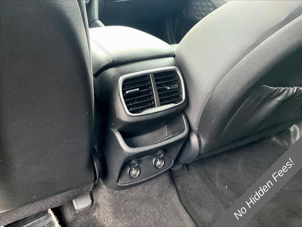 Used 2019 Hyundai Santa Fe SEL AWD/4WD image 29