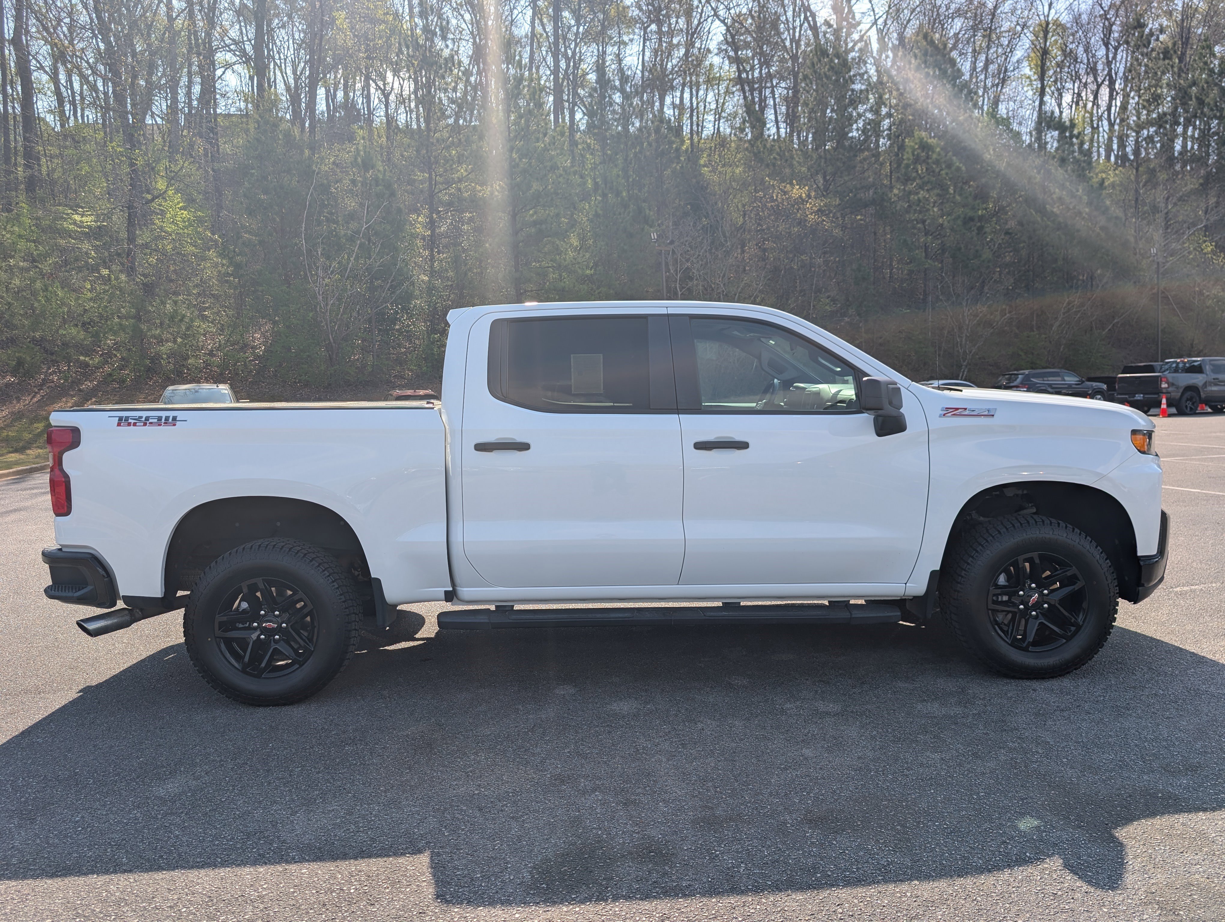 Used 2019 Chevrolet Silverado 1500 Custom Trail Boss w/ Custom Convenience Package AWD/4WD image 10