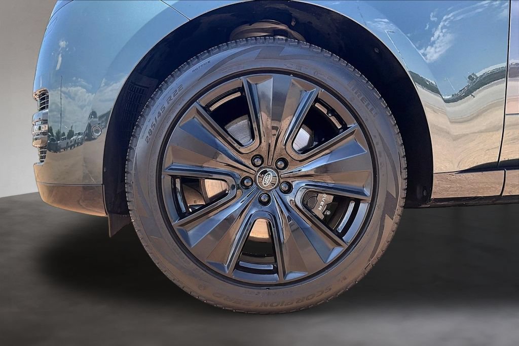 Certified 2023 Land Rover Range Rover SE AWD/4WD image 8