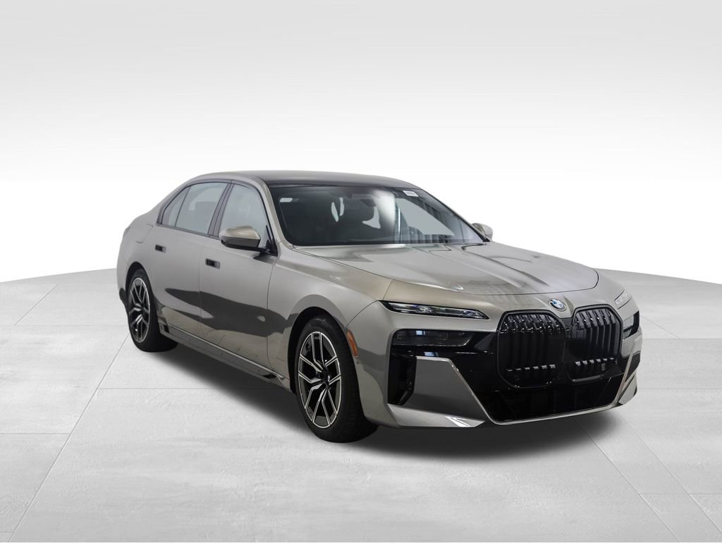 Used 2025 BMW 760i xDrive w/ Executive Package image 7
