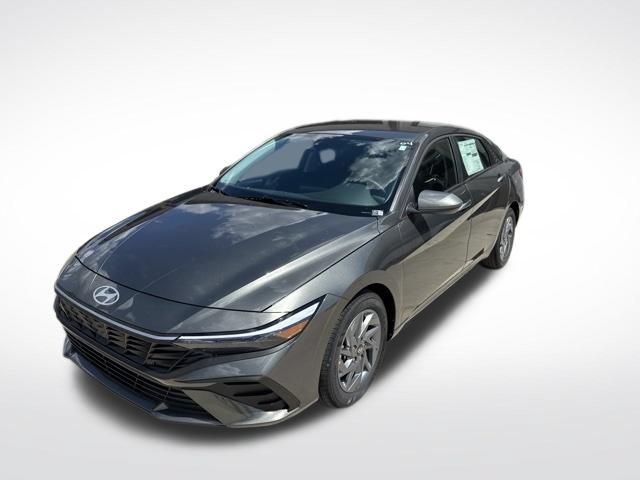 New 2026 Hyundai Elantra Hybrid FWD image 7