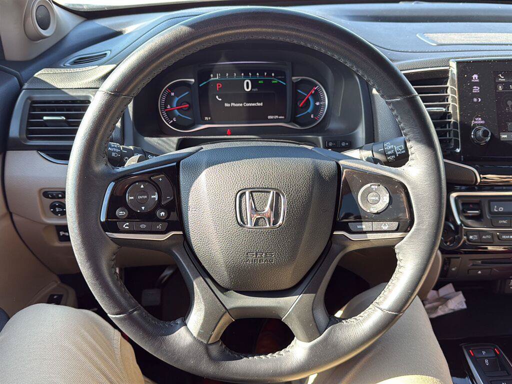 Used 2022 Honda Pilot Touring image 4