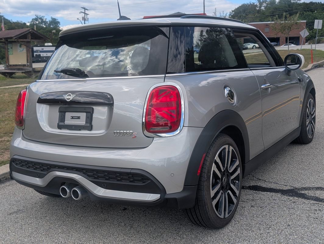 Used 2024 MINI Cooper S image 5