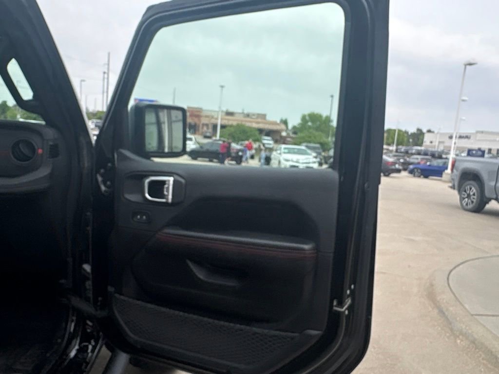 Used 2024 Jeep Wrangler Unlimited Rubicon 392 AWD/4WD image 25
