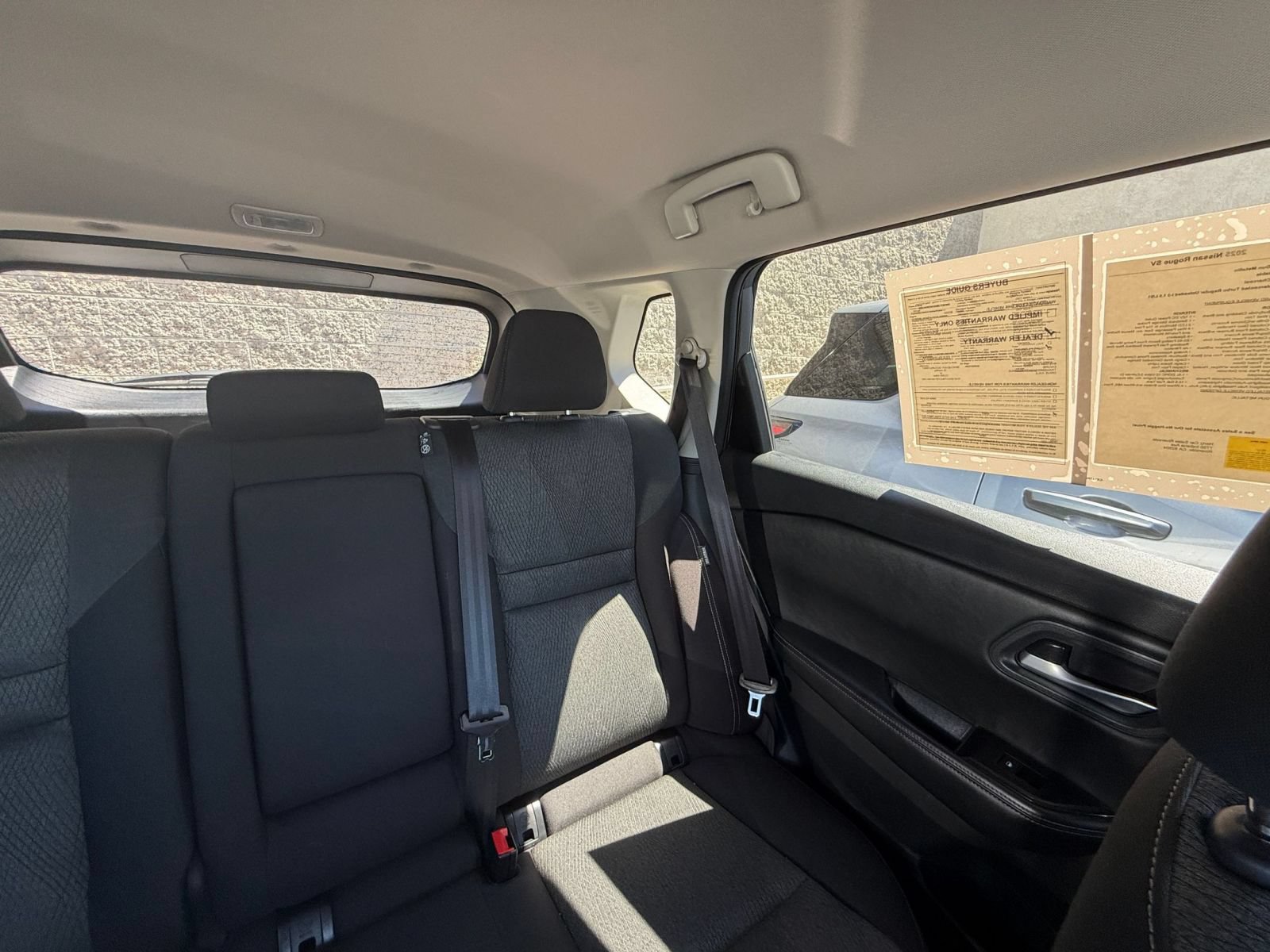 Used 2025 Nissan Rogue SV FWD image 39